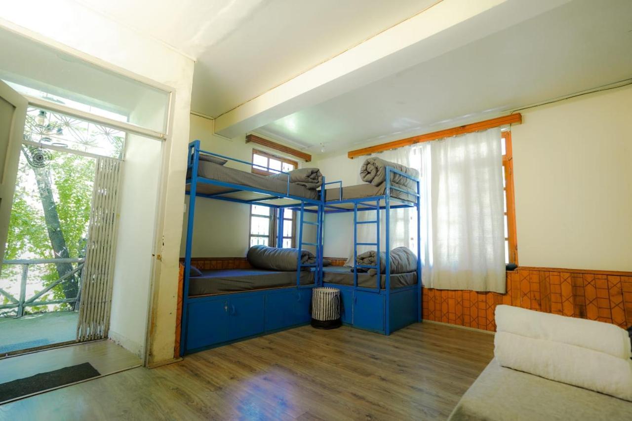 Mars Monkey Hostels Manāli Exterior foto