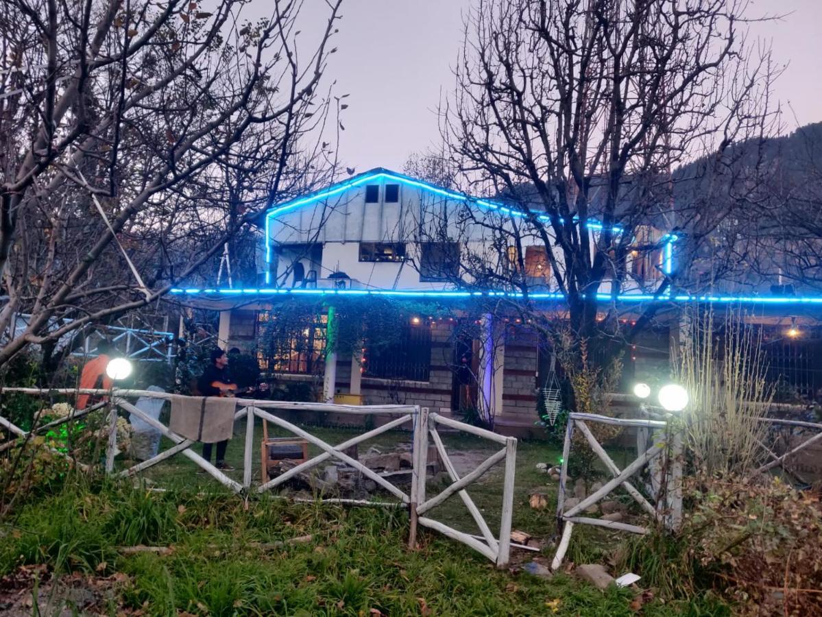 Mars Monkey Hostels Manāli Exterior foto